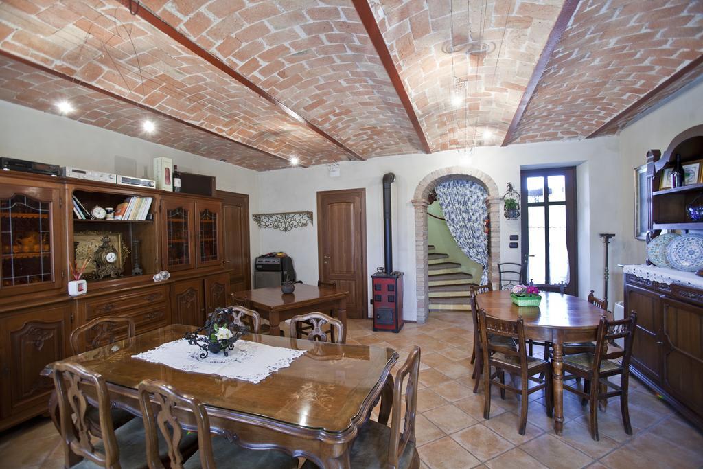 I Grilli Bed & Breakfast Castagnole delle Lanze Екстериор снимка