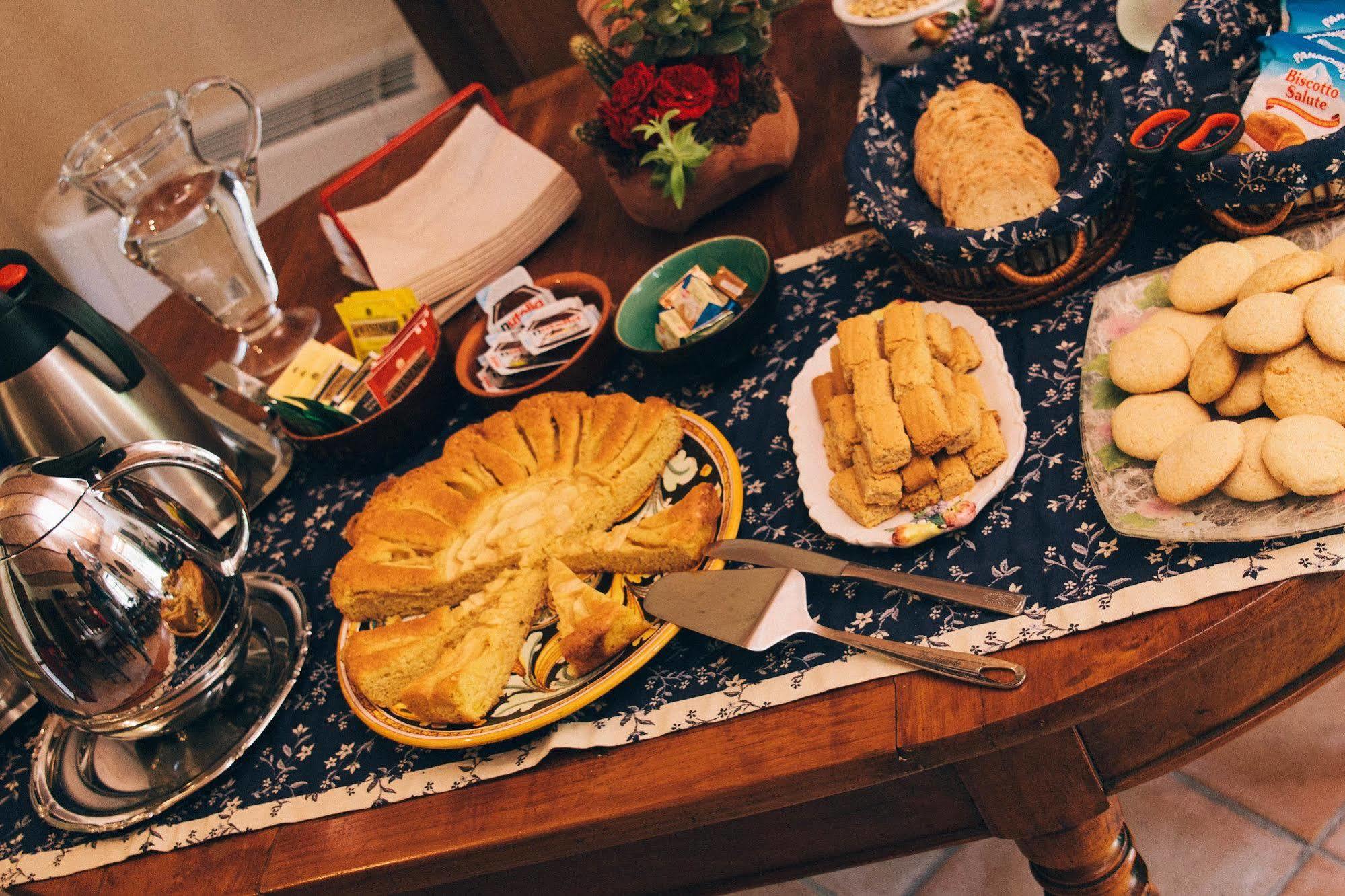 I Grilli Bed & Breakfast Castagnole delle Lanze Екстериор снимка